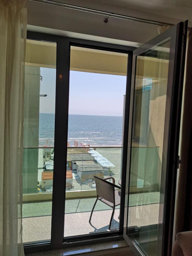 Velvet Residence Navodari Luaran gambar