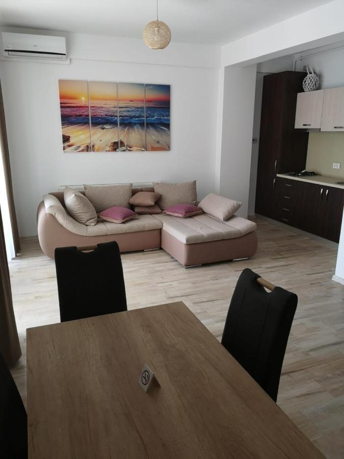 Velvet Residence Navodari Luaran gambar