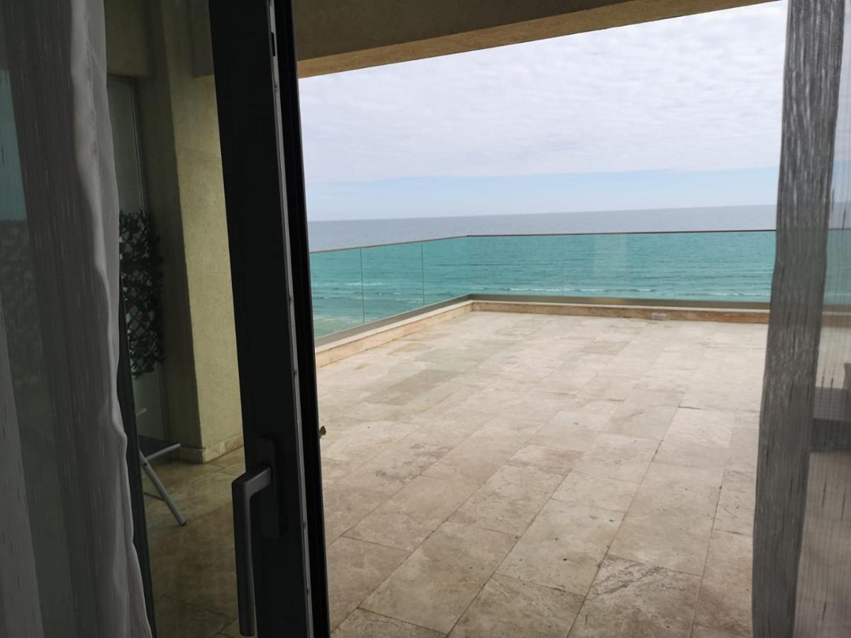 Velvet Residence Navodari Luaran gambar