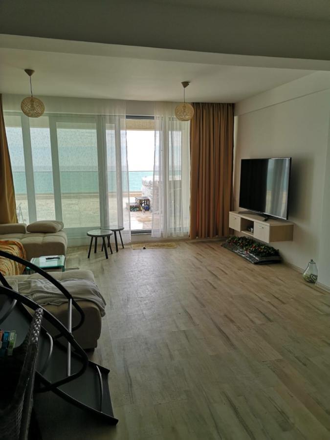 Velvet Residence Navodari Luaran gambar